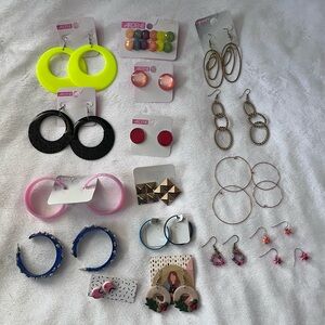 Ardene, Claire’s 18 pc Earring Bundle